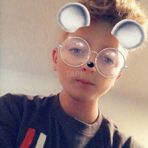 Meet your Posher, Nolan